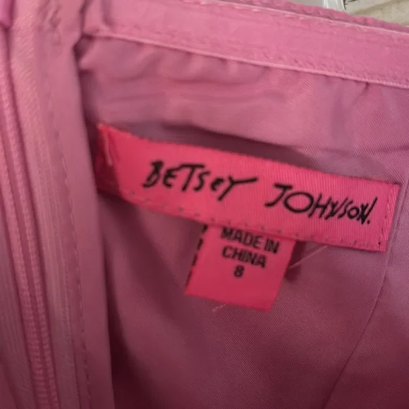 Betsy Johnson midi dress. Perfect valentine dress - Picture 4 of 4